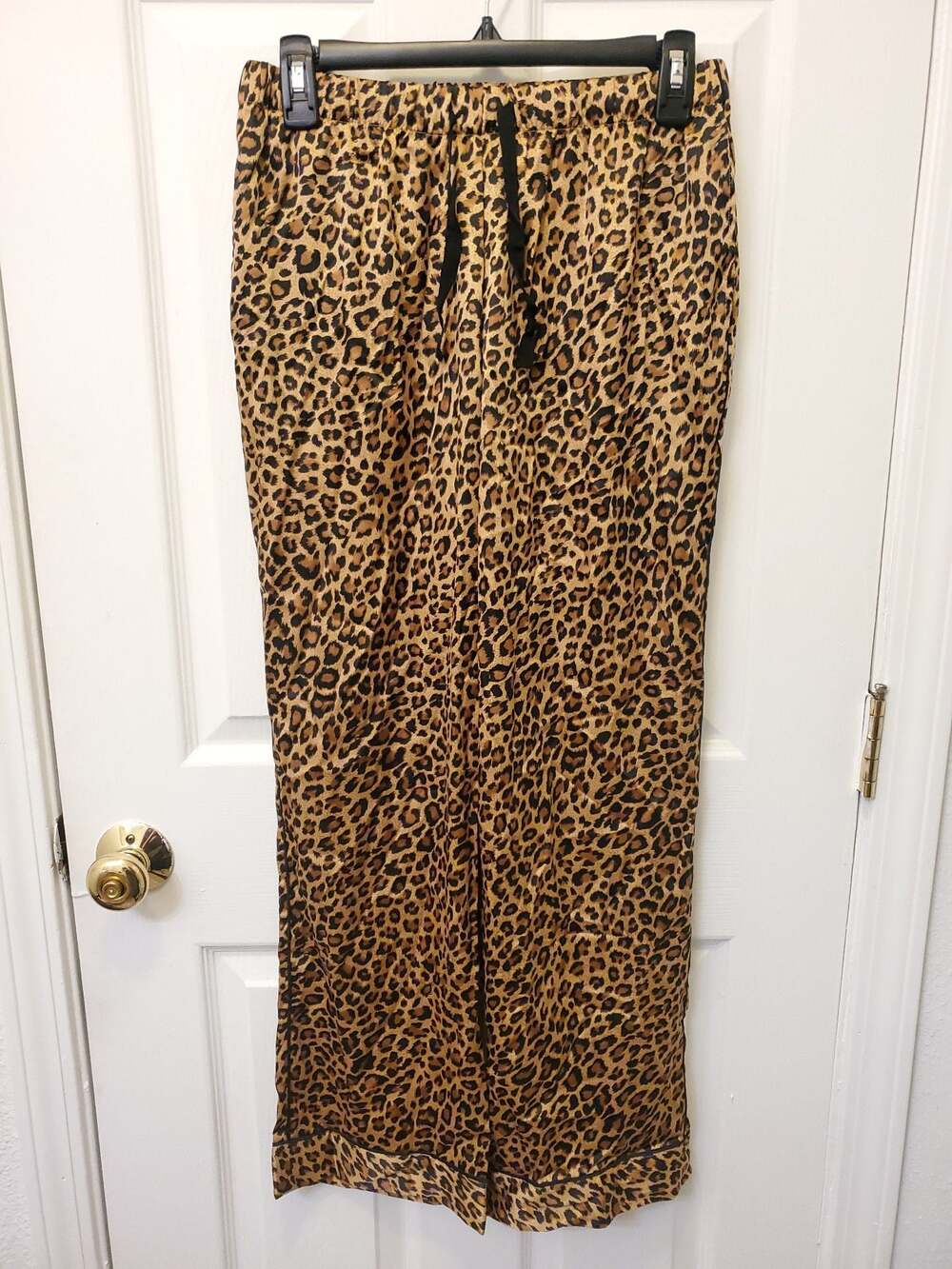 Victoria's Secret Leopard Print Satin Long Sleeve Button-Down Pajama Set - Picture 7 of 10